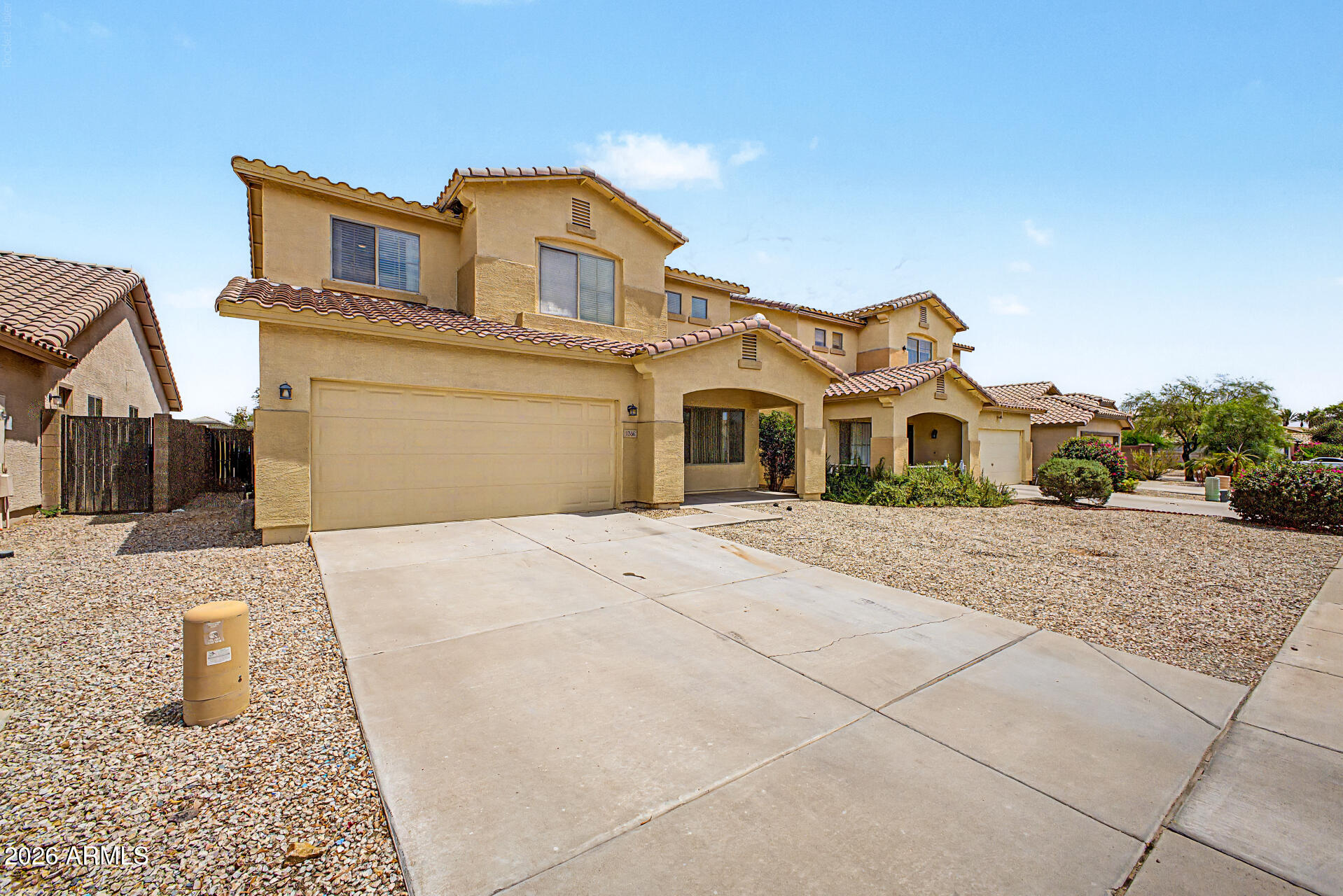 1268 W FRUIT TREE Lane