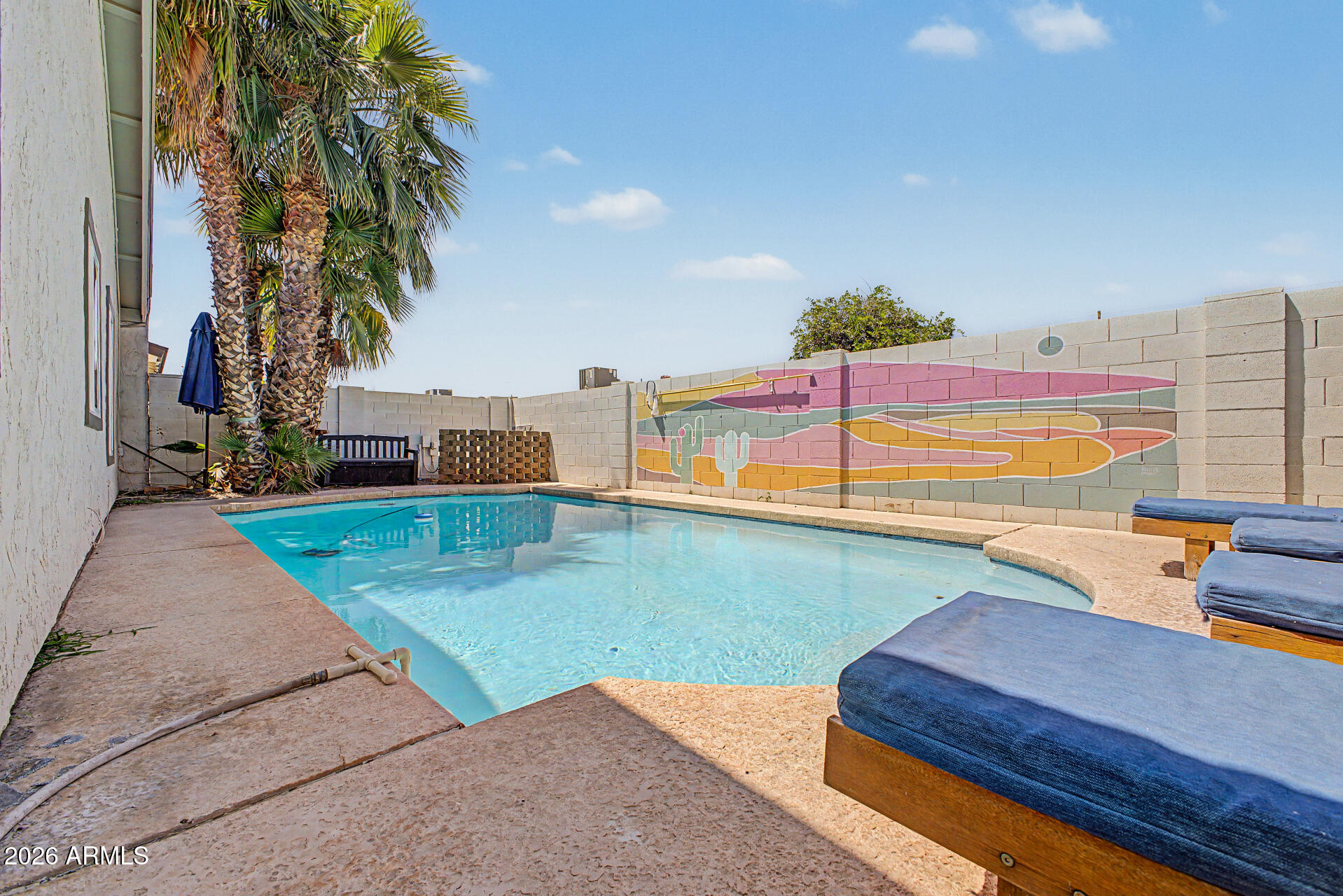 2518 N 87TH Terrace