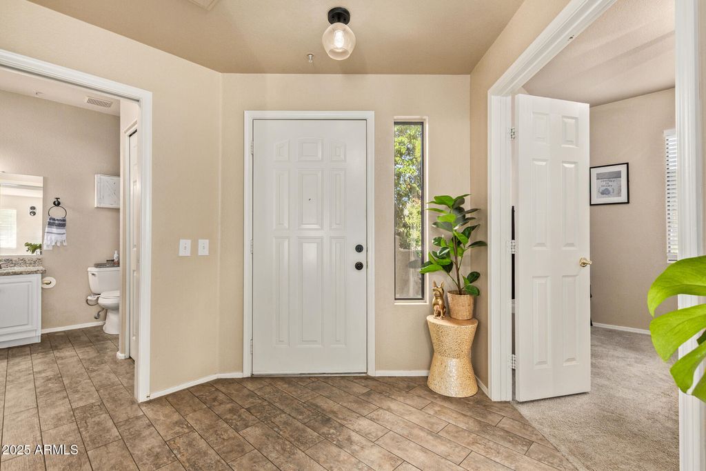 Photo of 15380 N 100th Street #2098, Scottsdale, AZ 85260 (MLS # 6944176)