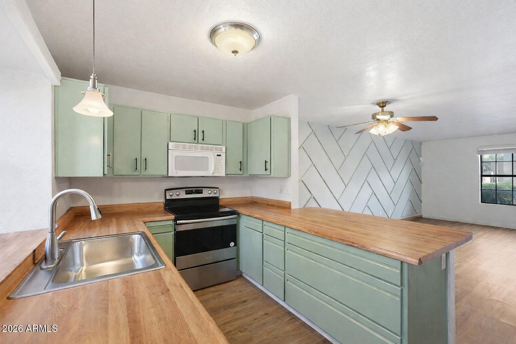 Photo of 3491 N Arizona Avenue #105, Chandler, AZ 85225 (MLS # 6966083)