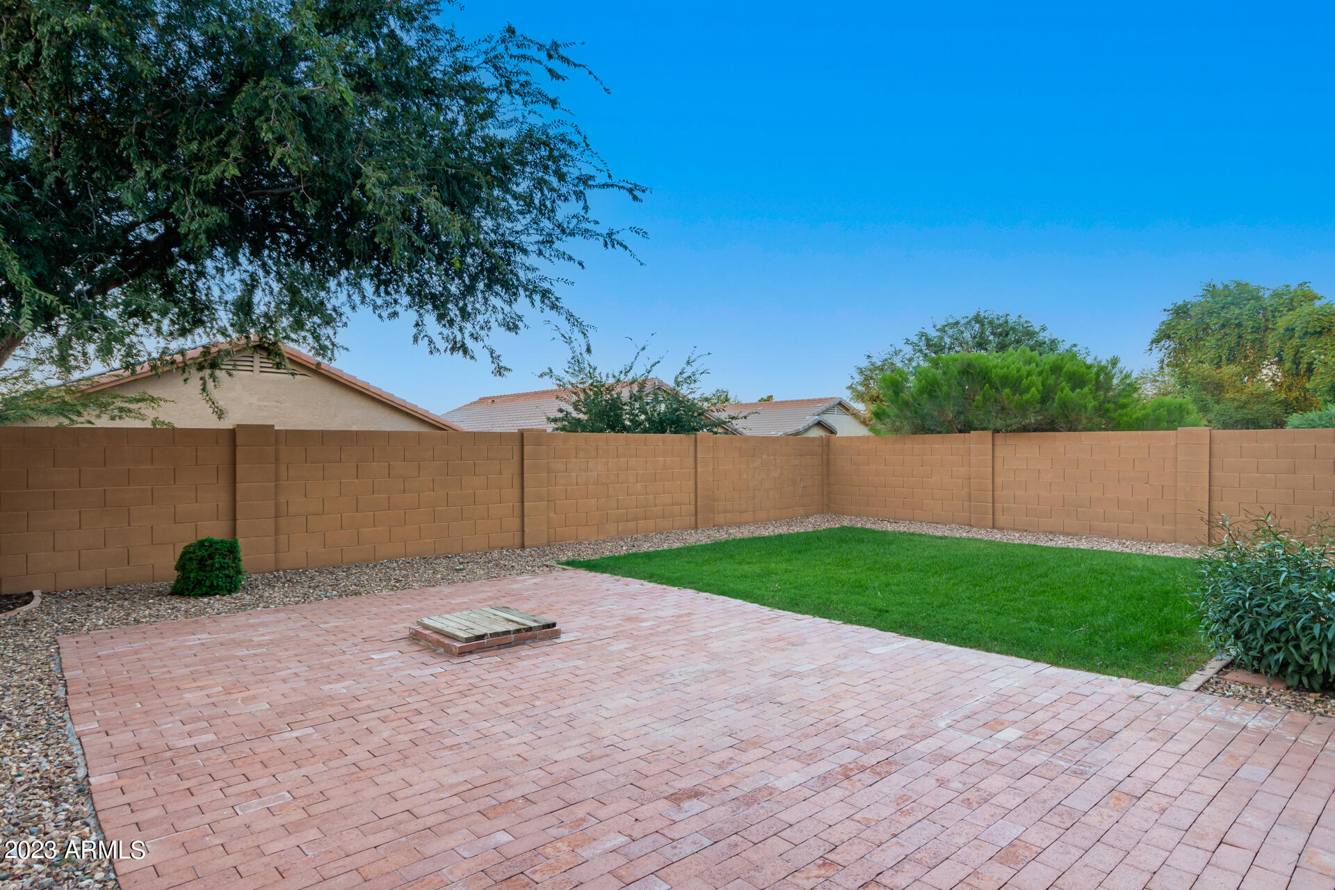 Photo 19 of 20 of 26134 W TONOPAH Drive house