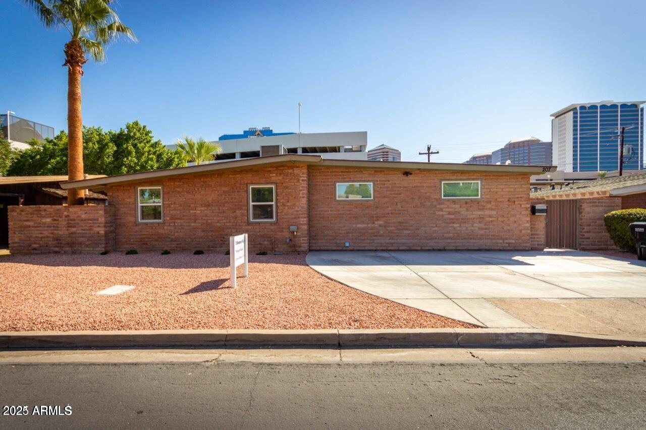 207 E MONTEREY Way