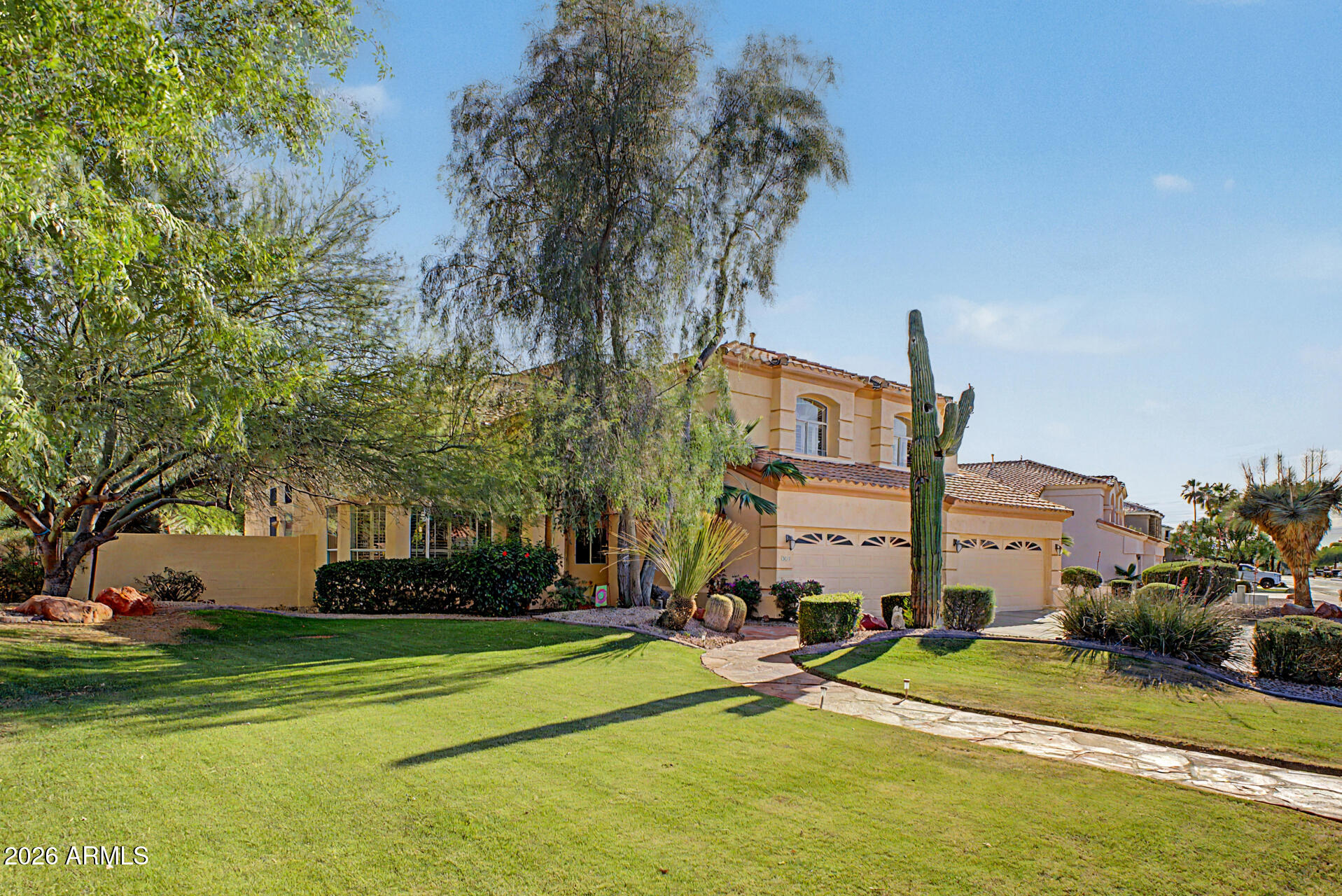 2175 E SIERRA MADRE Avenue