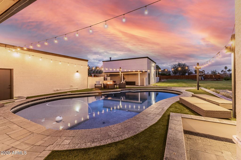 Photo of 13613 E Shannon Street, Gilbert, AZ 85295 (MLS # 6983735)