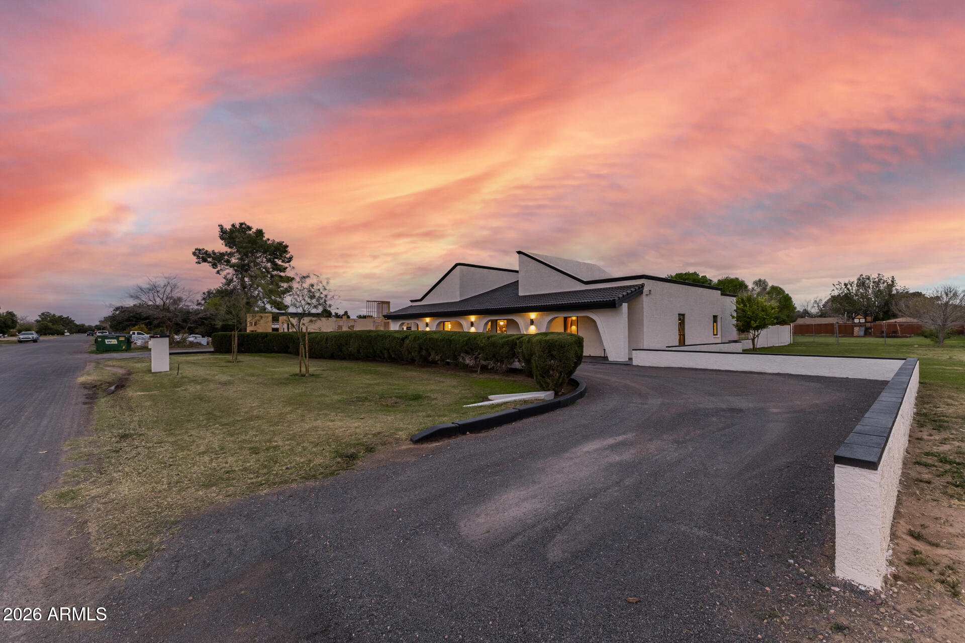 13613 E Shannon Street