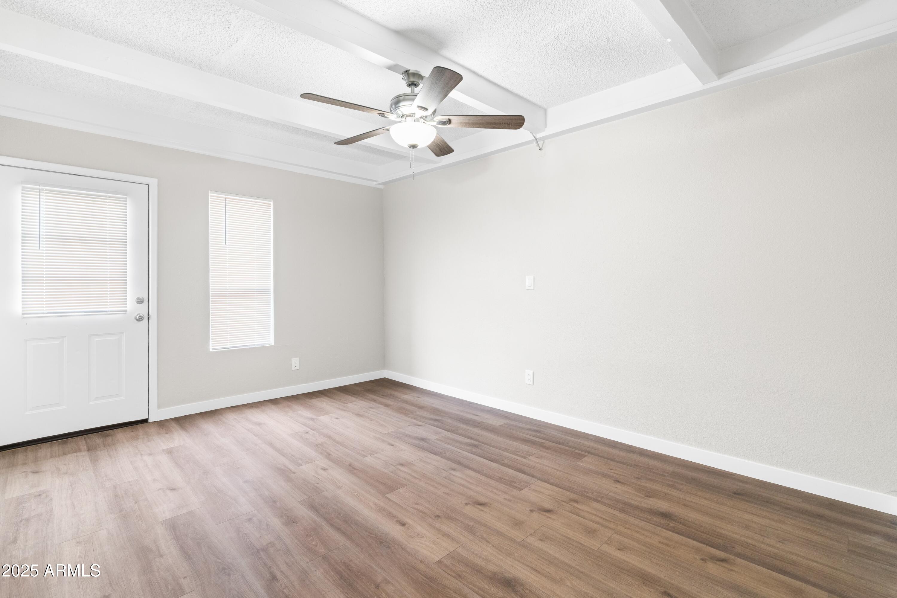 1343 E PIERSON Street