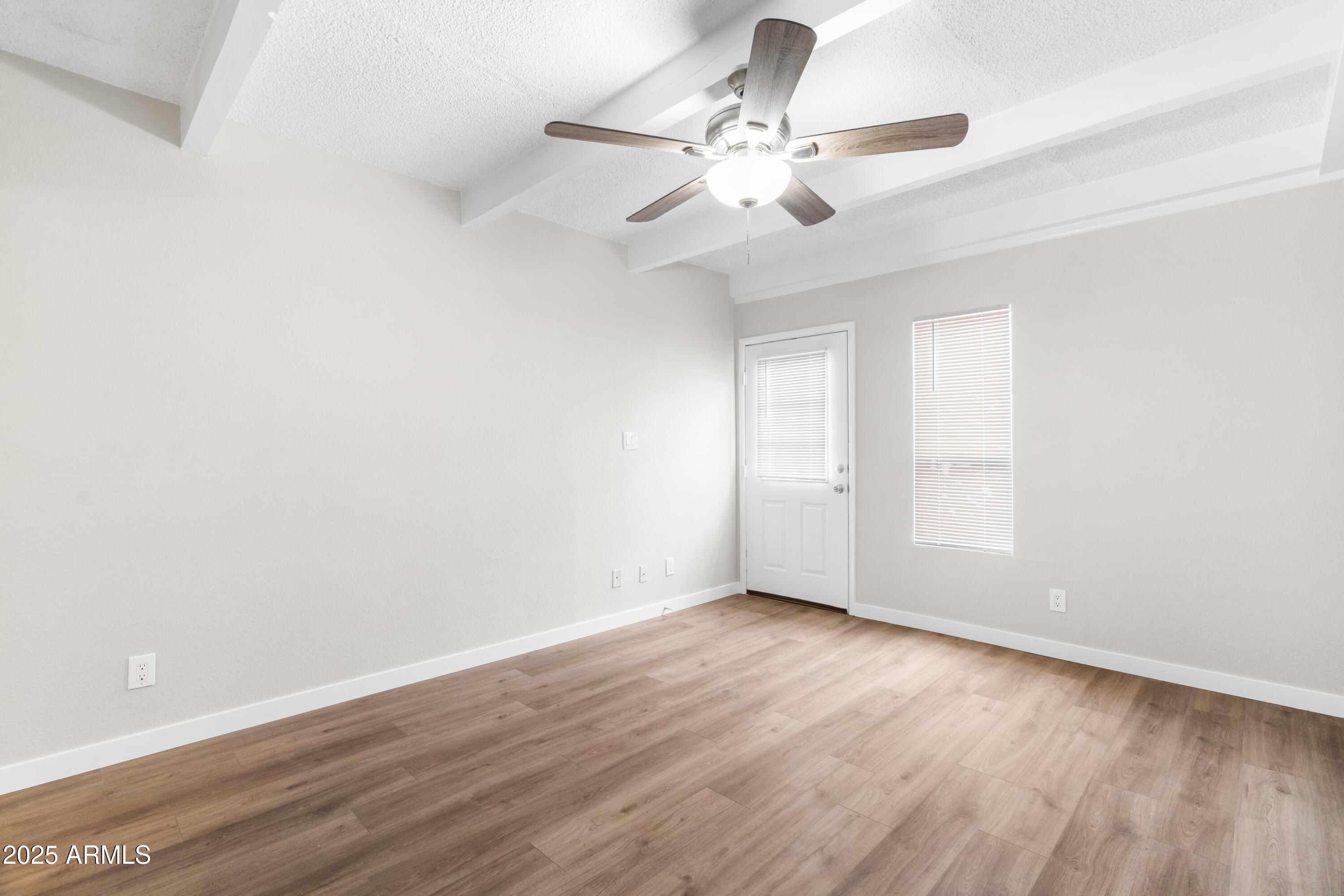 1343 E PIERSON Street