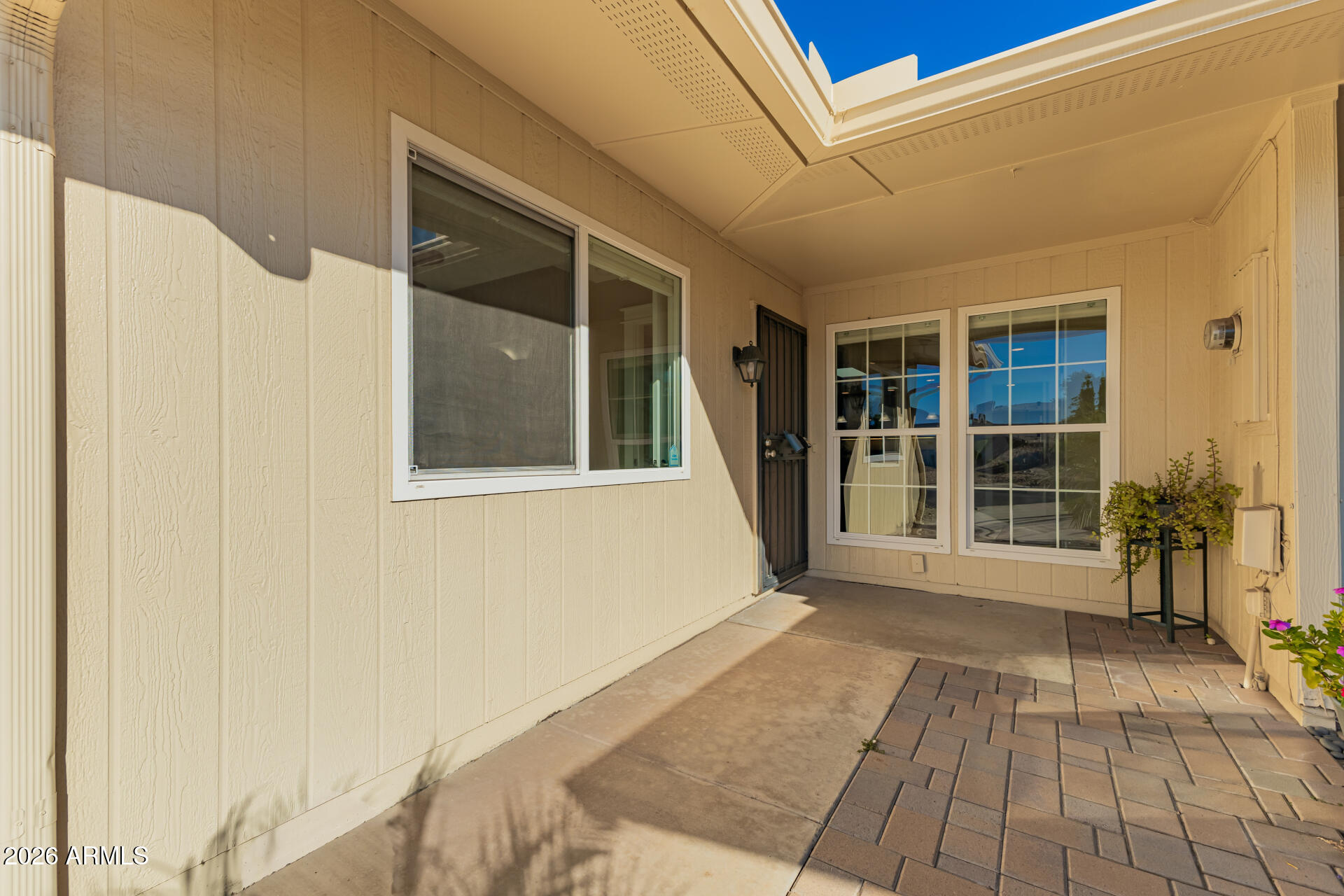 10818 W SANTA FE Drive