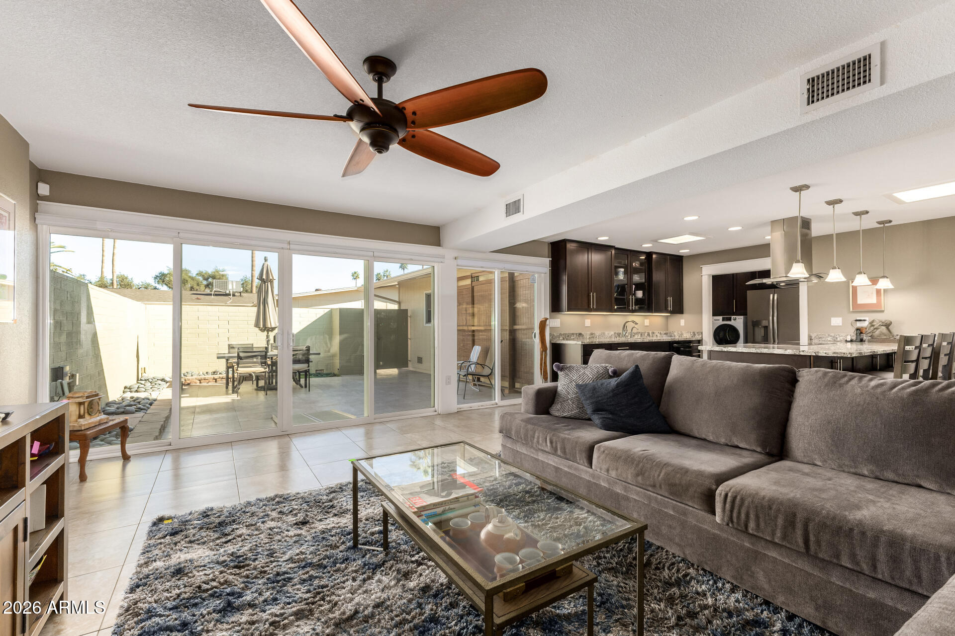 10818 W SANTA FE Drive