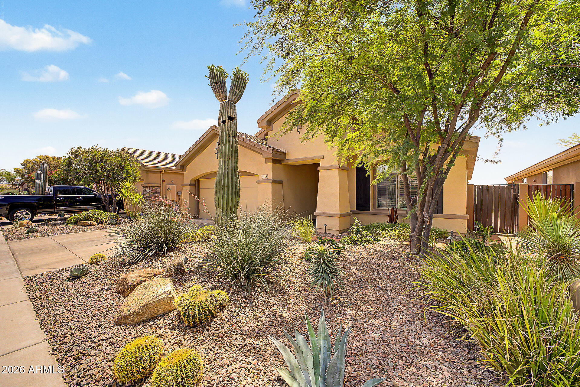 1723 W DION Drive