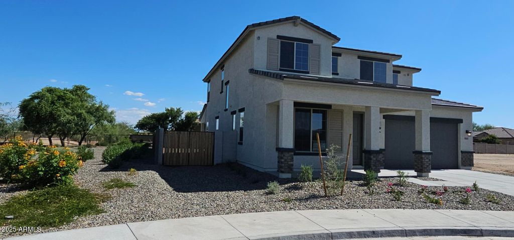 Photo of 19117 W Missouri Avenue, Litchfield Park, AZ 85340 (MLS # 6931983)