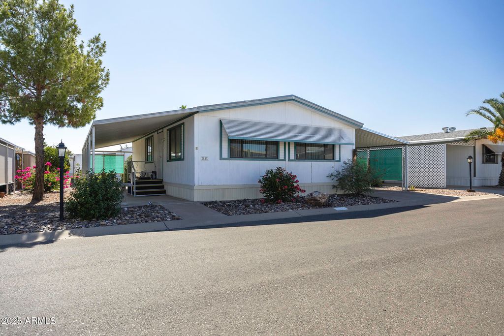 Photo of 450 W Sunwest Drive #18, Casa Grande, AZ 85122 (MLS # 6900363)