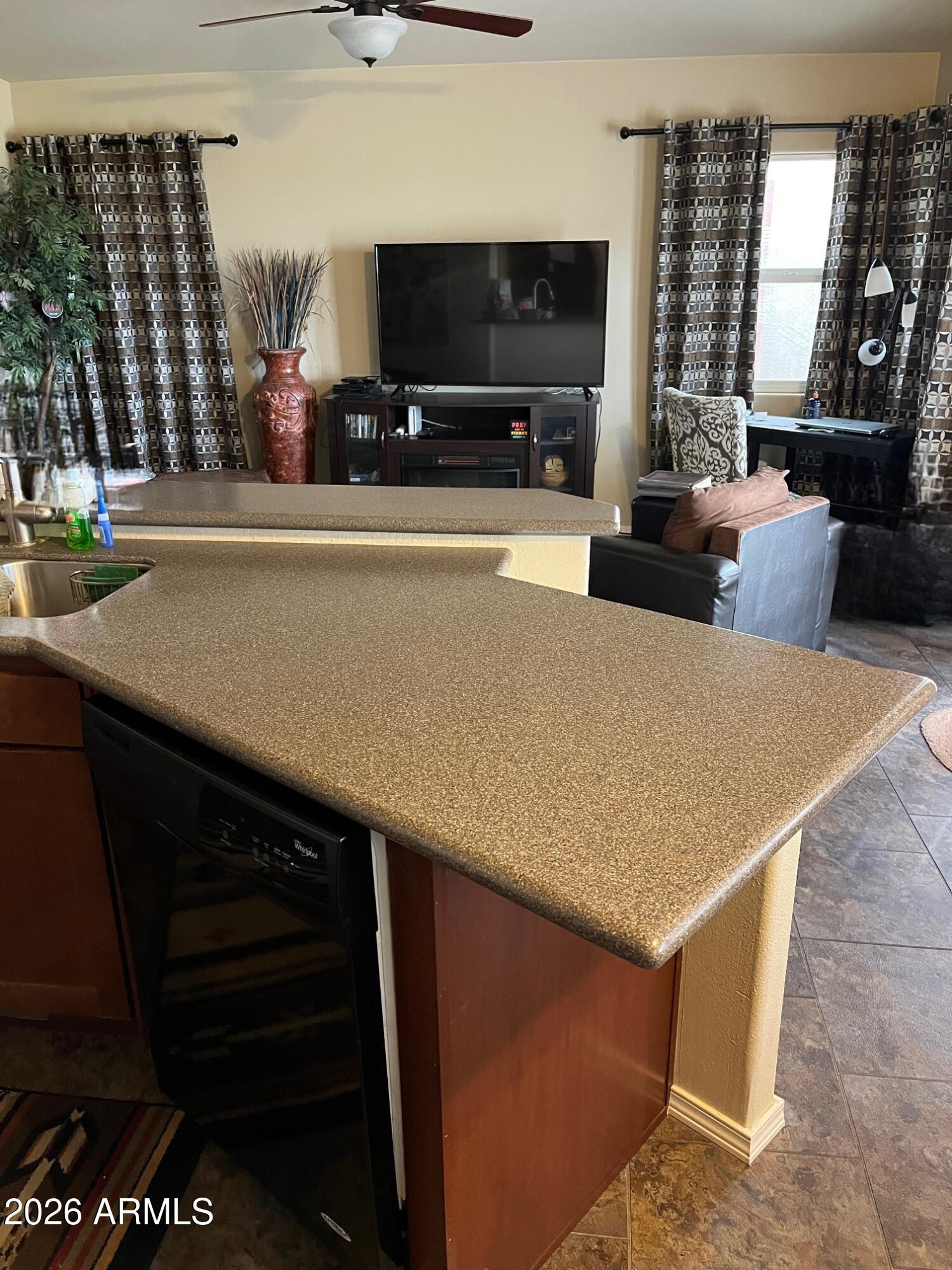 2374 S Pomo Avenue 374