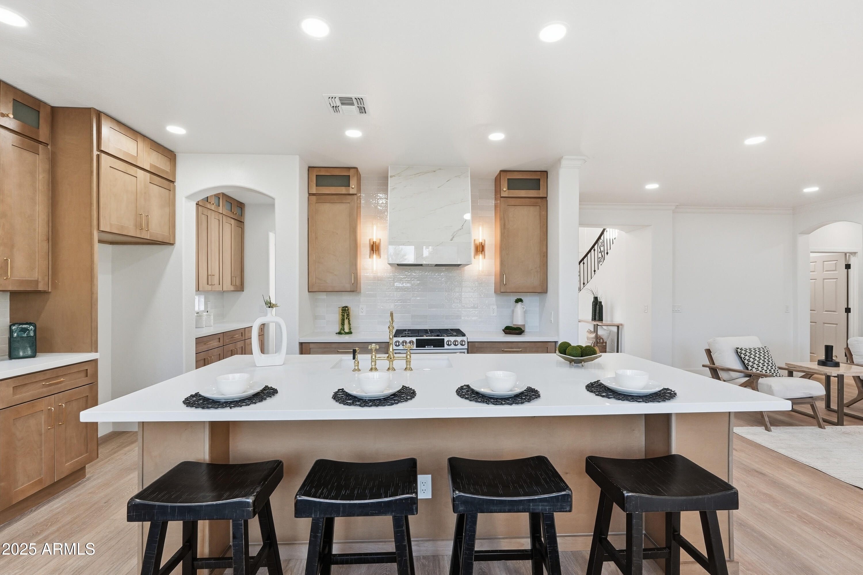 2621 W CAVALRY Drive