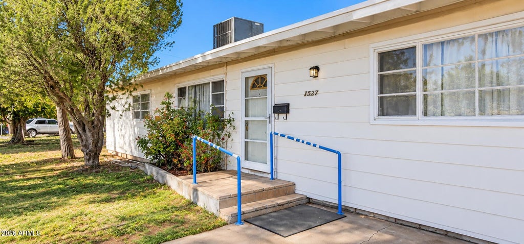 Photo of 1537 San Antonio Drive, Douglas, AZ 85607 (MLS # 7095524)
