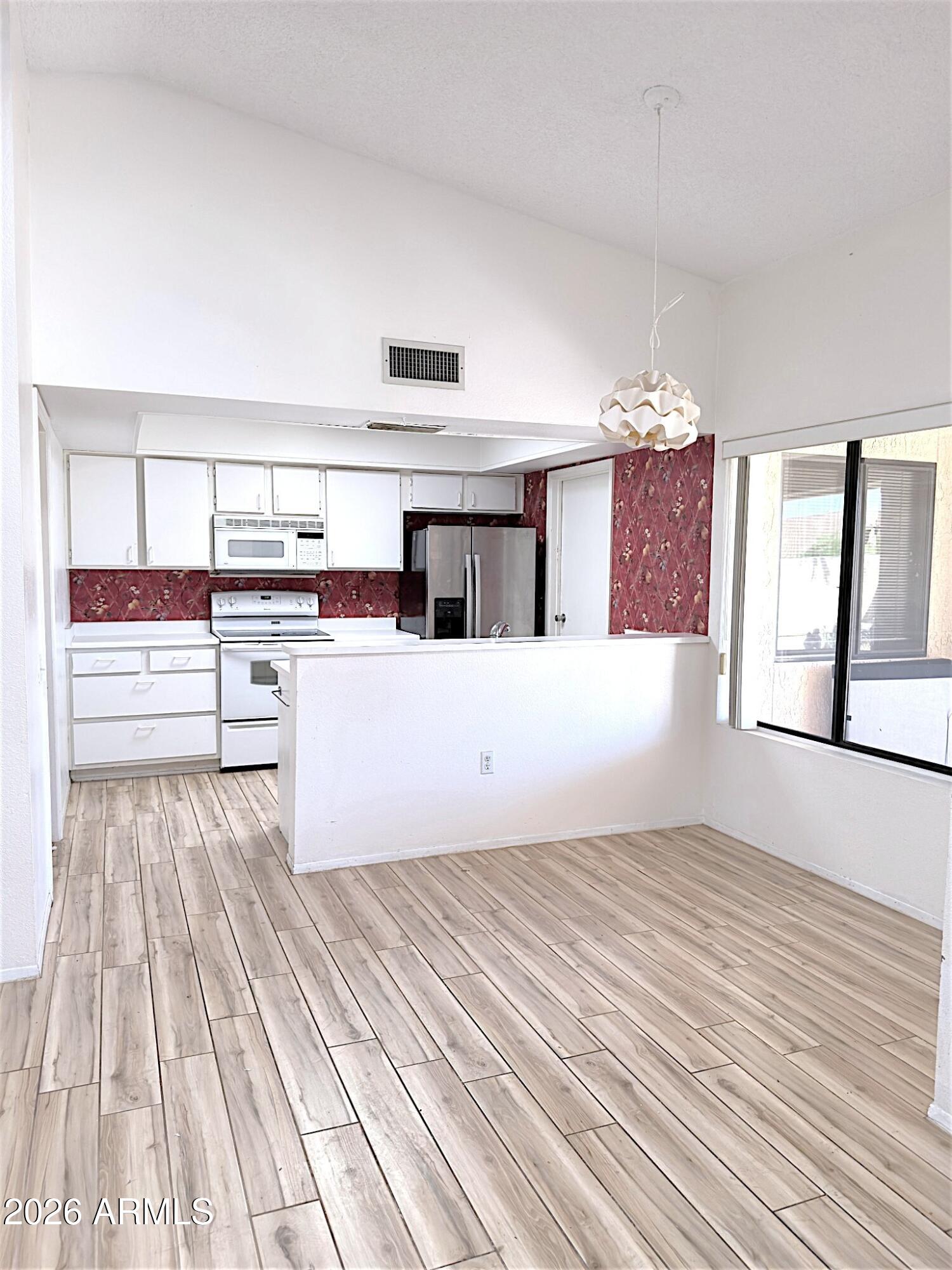 20014 N BROKEN ARROW Drive