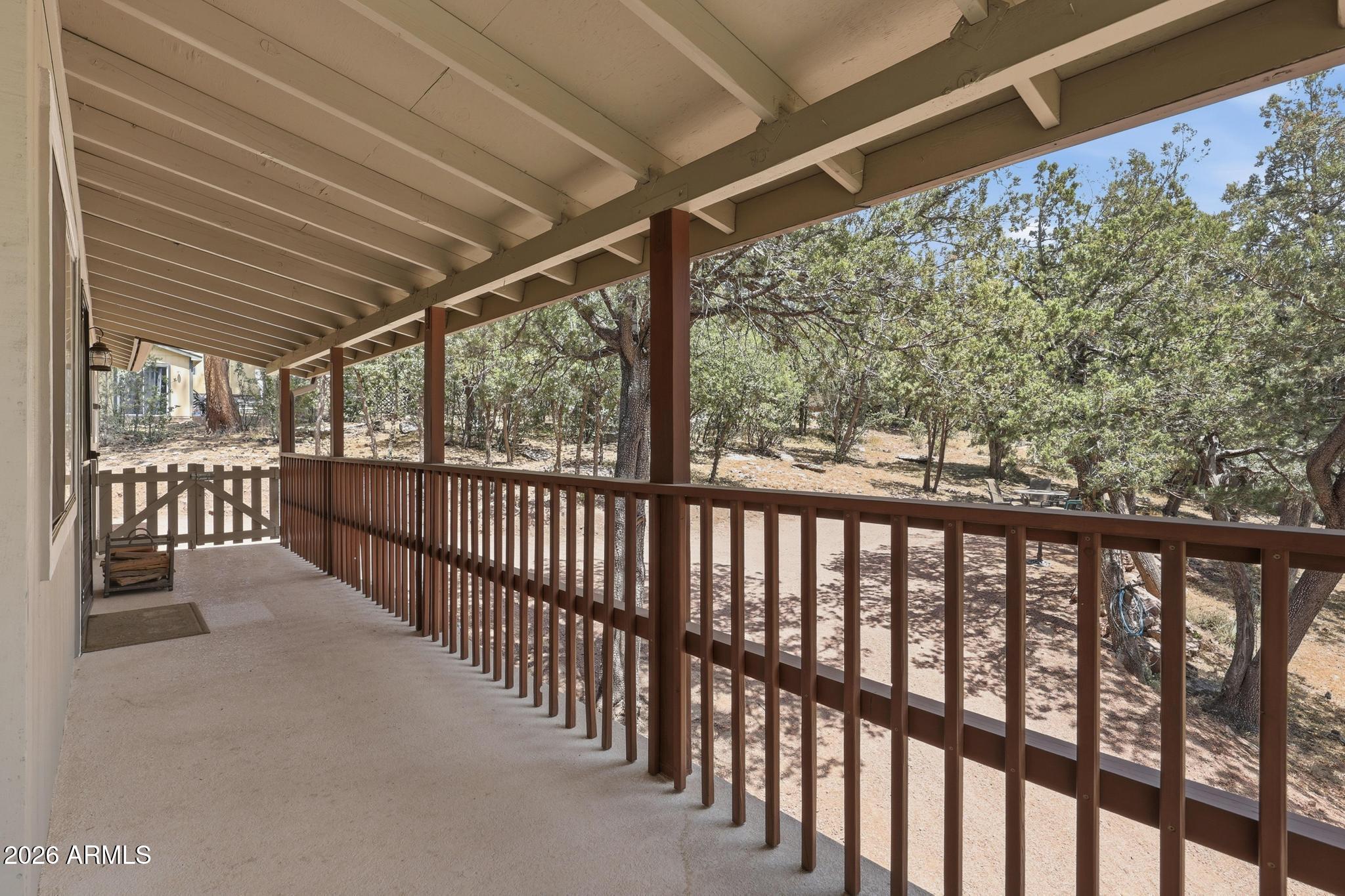3247 N PINEWOOD Drive
