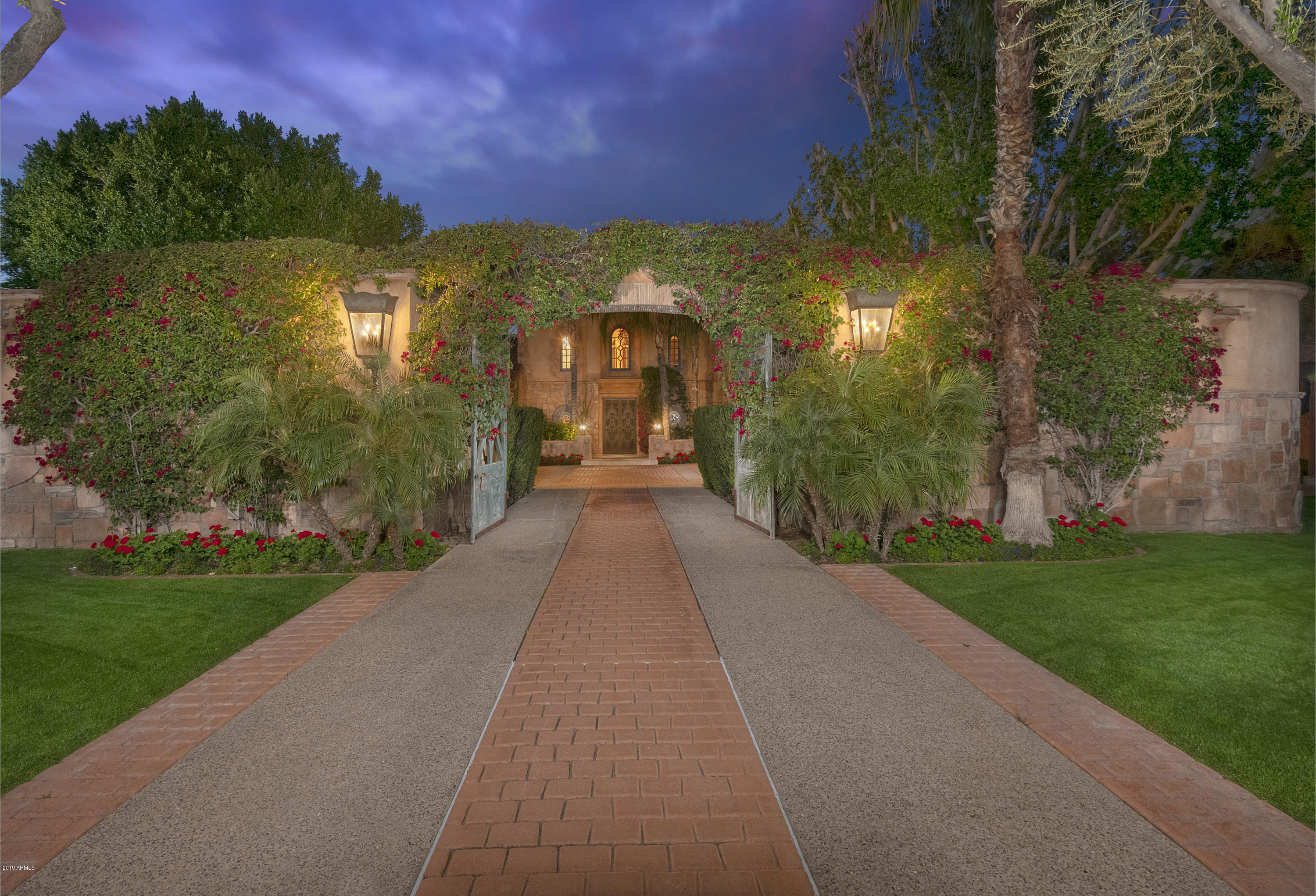 Biltmore SQUAW PEAK VISTA - Residential
