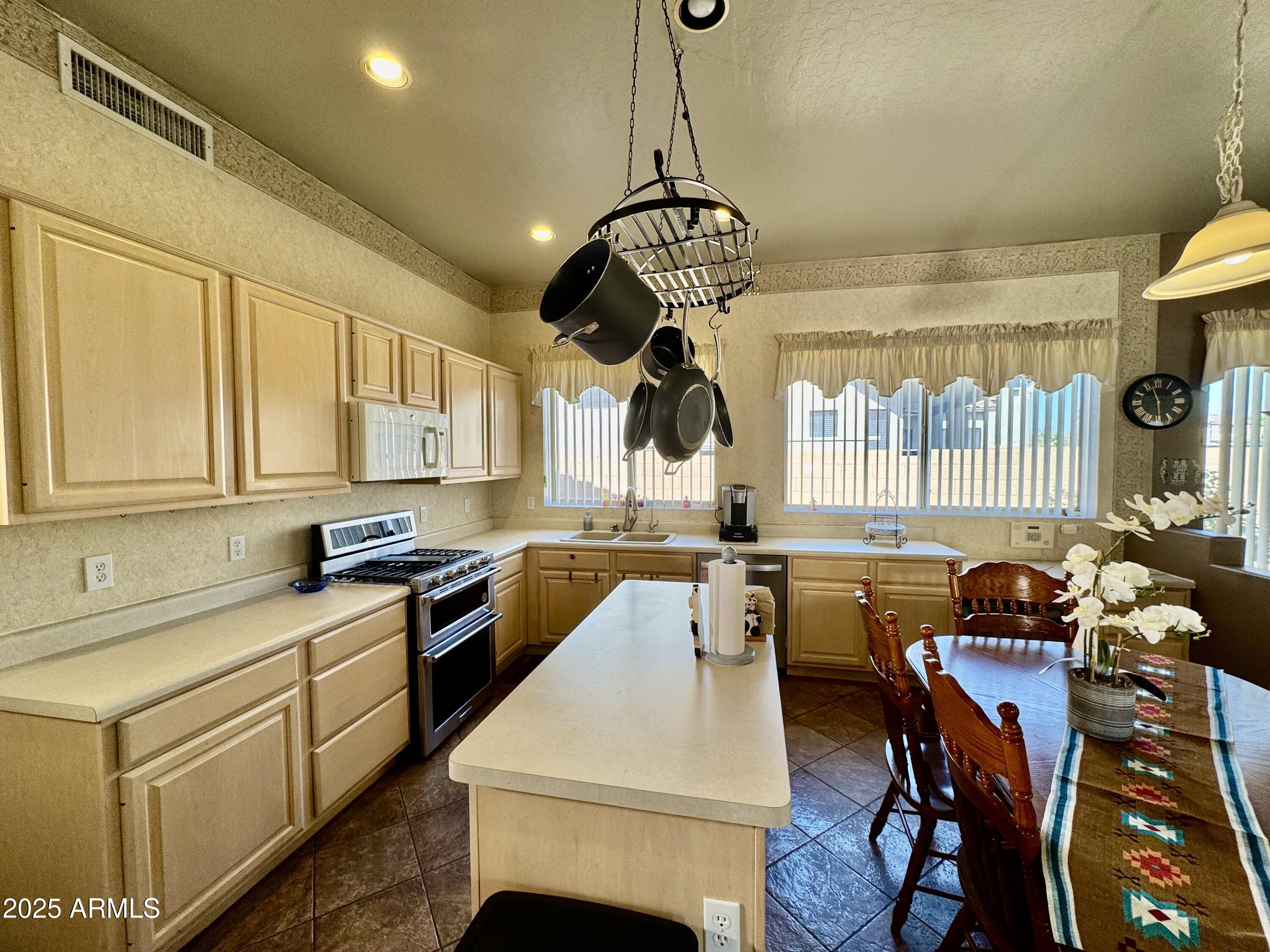 1339 N TUCANA Lane