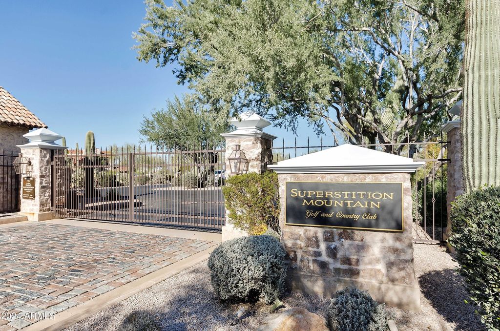 Photo of 7504 E Wildflower Lane #6, Gold Canyon, AZ 85118 (MLS # 6793660)