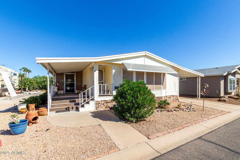 Photo of 6960 W Peoria Avenue #225, Peoria, AZ 85345 (MLS # 6929220)