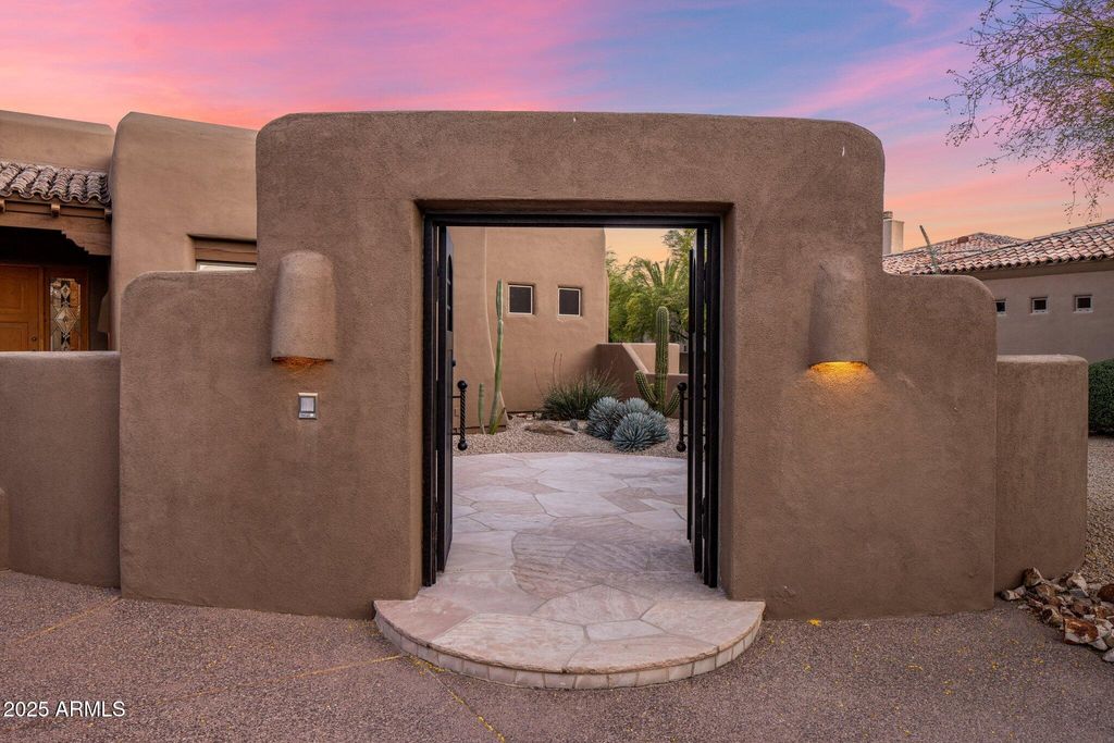 Photo of 9913 E Quarry Trail, Scottsdale, AZ 85262 (MLS # 6861065)