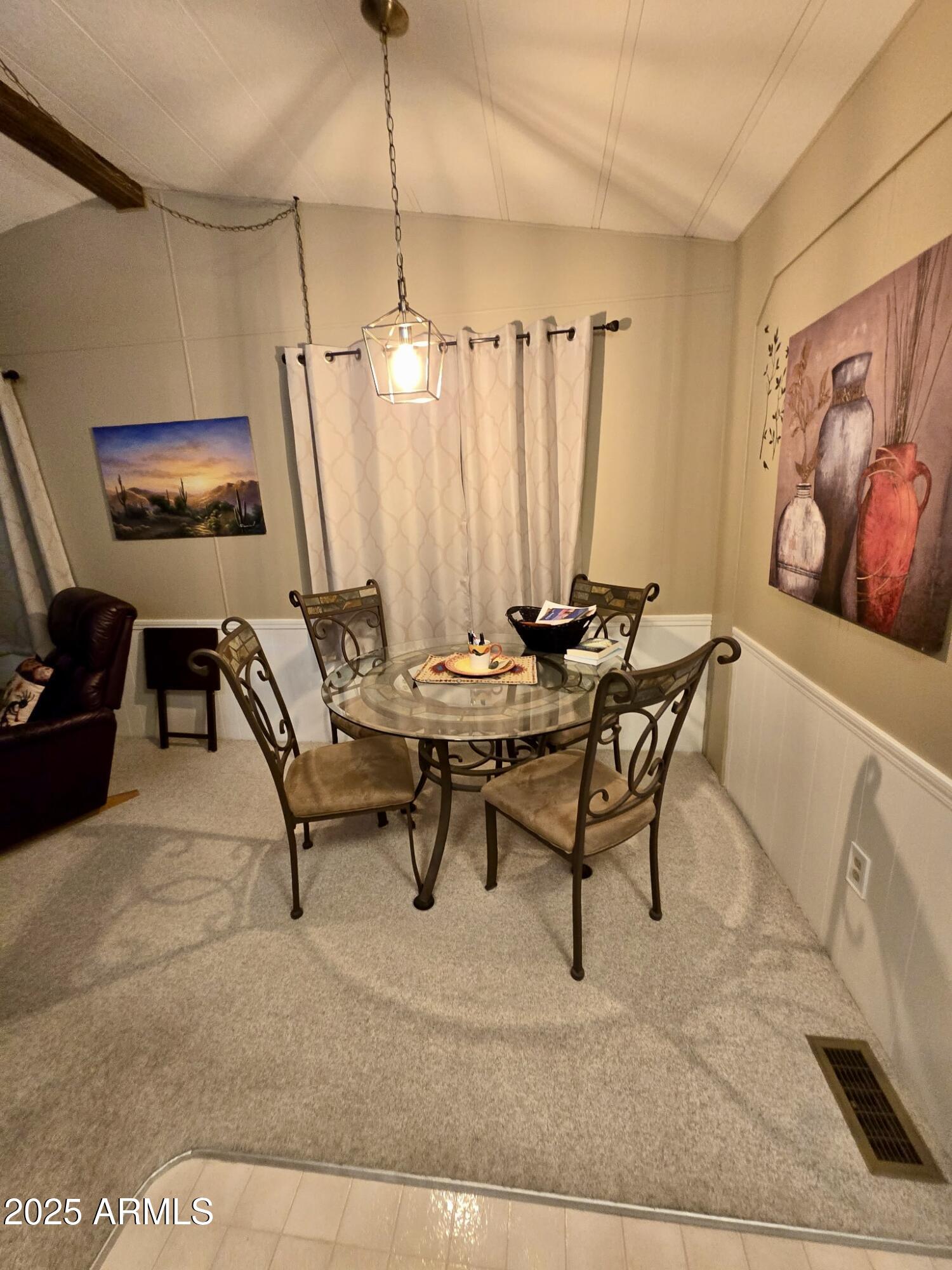 4065 E University Drive 565