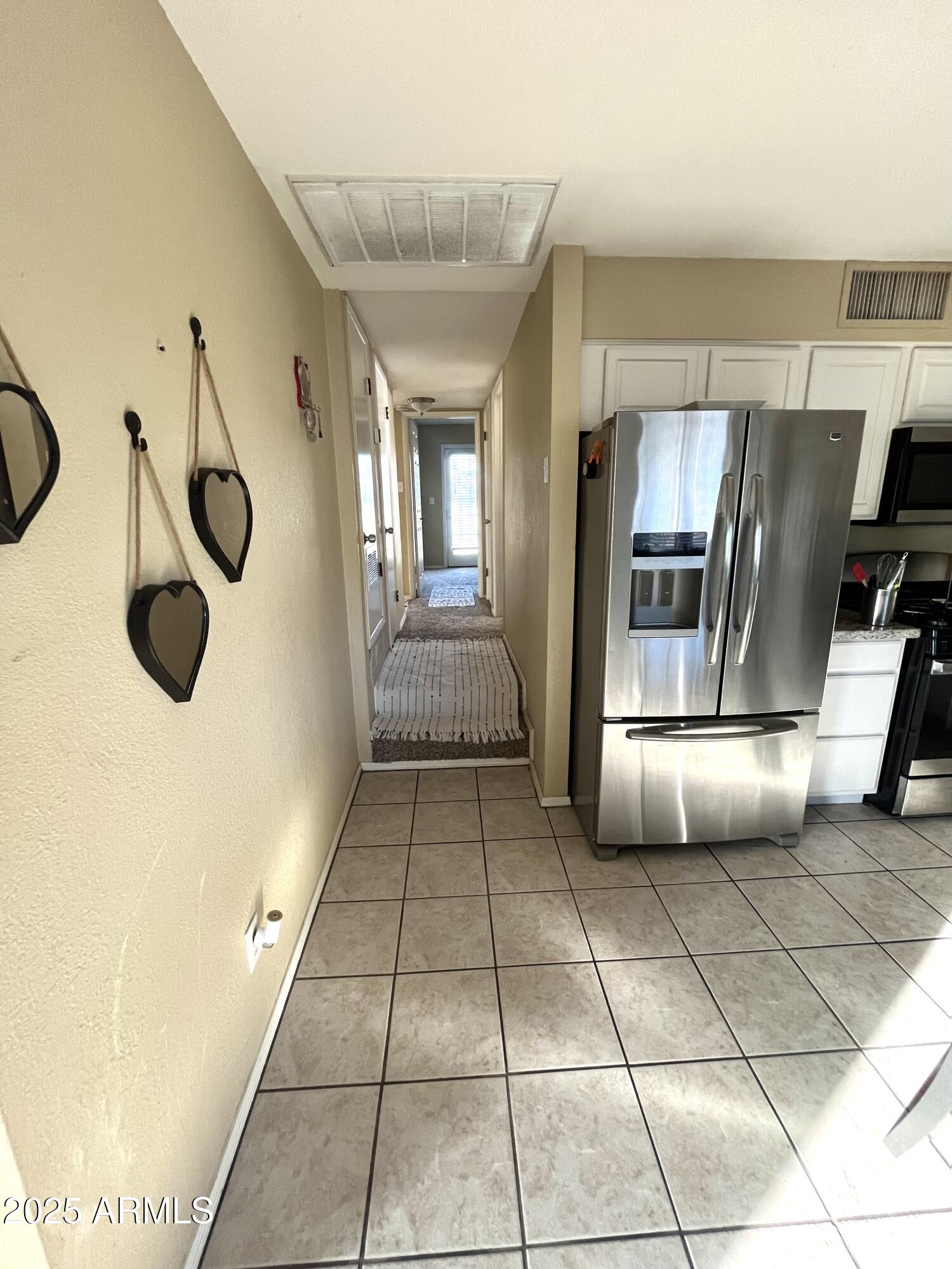 2338 W Cholla Street