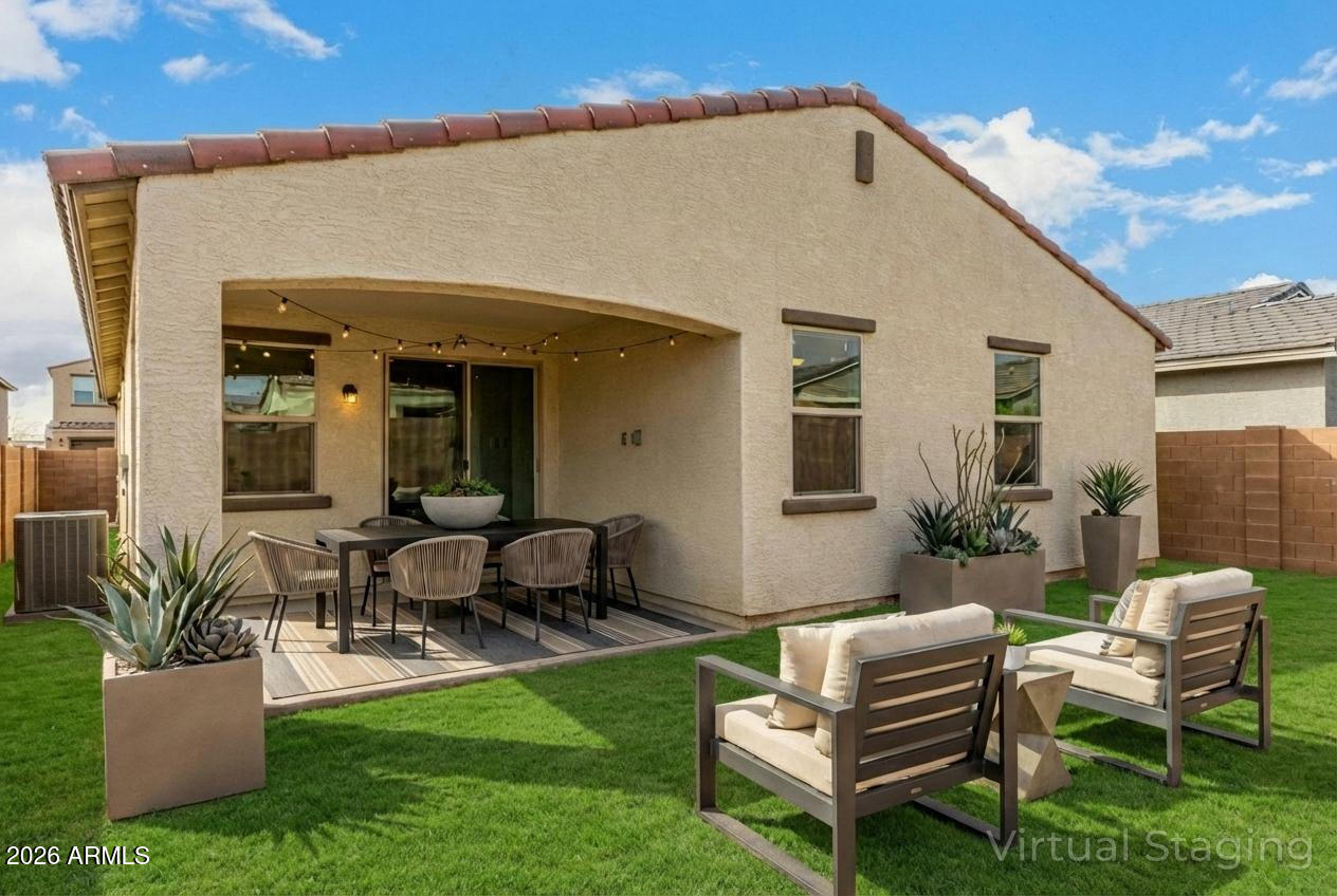 7922 W PASADENA Avenue