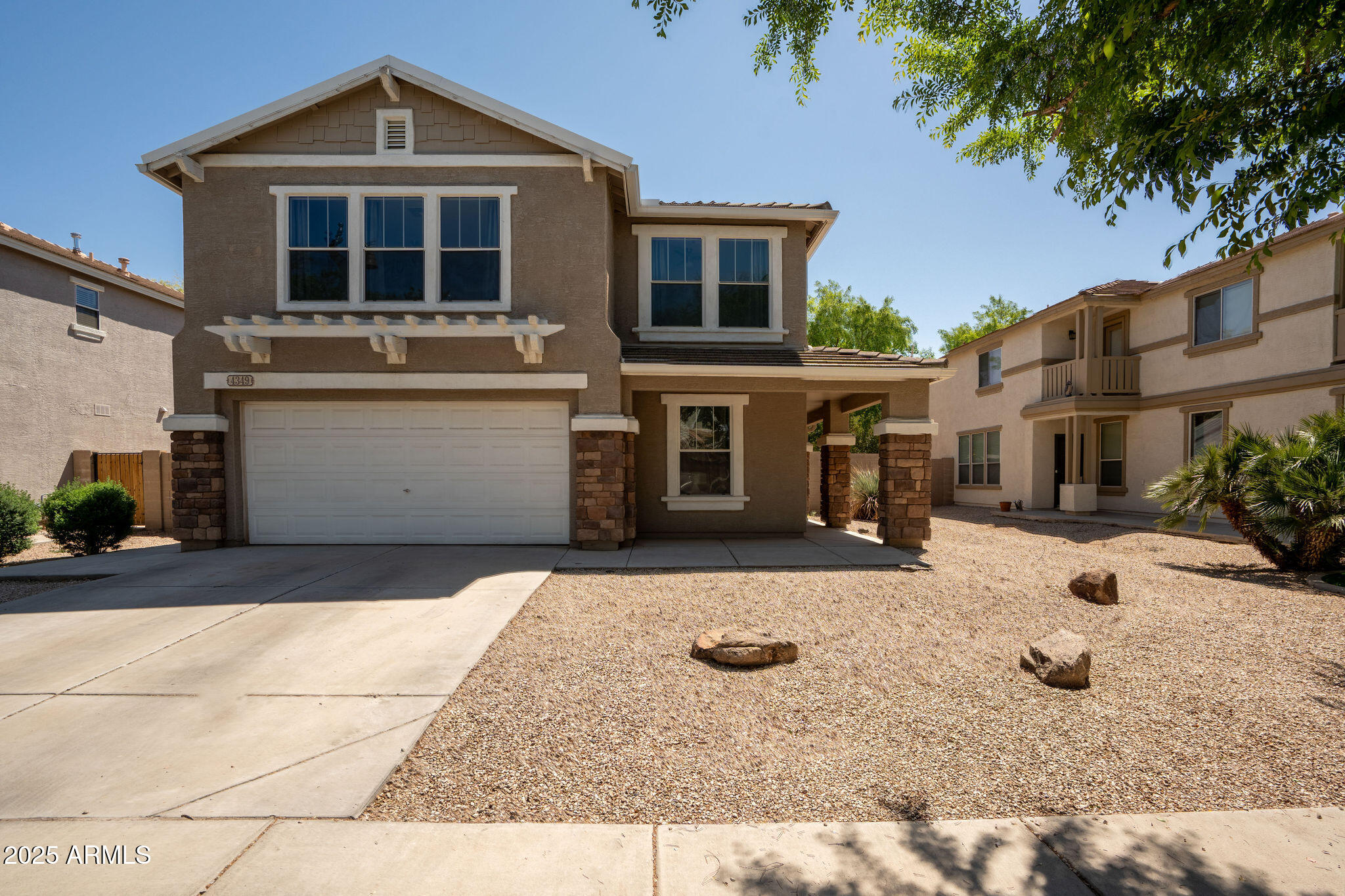 4349 E WINDSOR Court