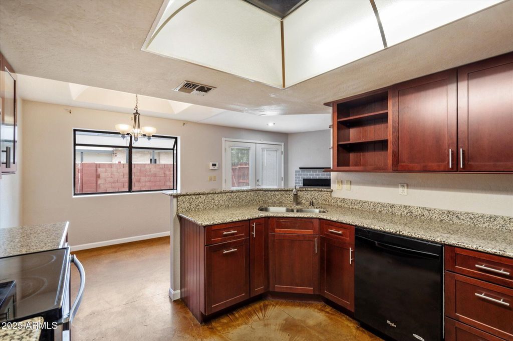 Photo of 6734 W Ruth Avenue, Peoria, AZ 85345 (MLS # 6932773)