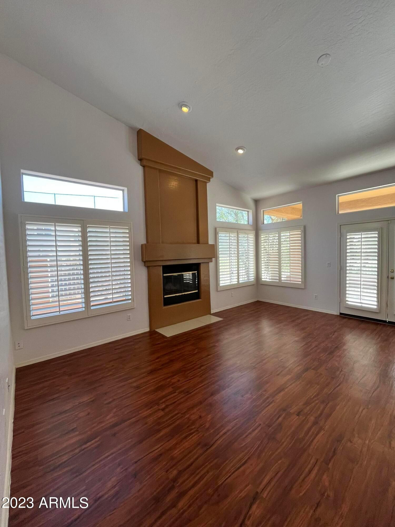 1301 E Briarwood Terrace