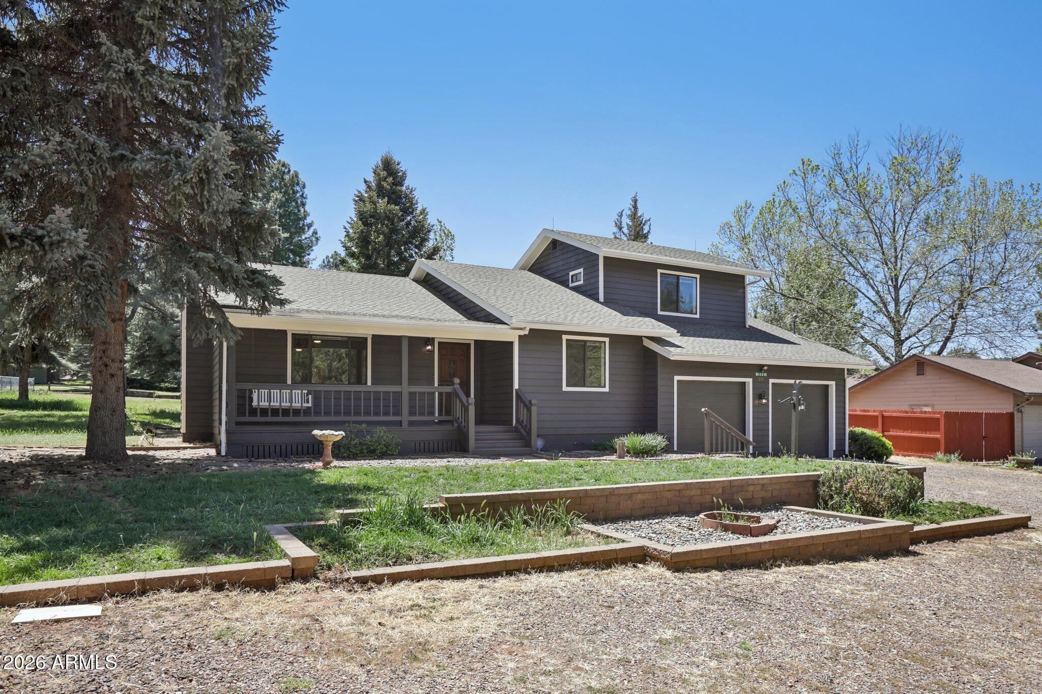 8229 W PARKINSON Drive