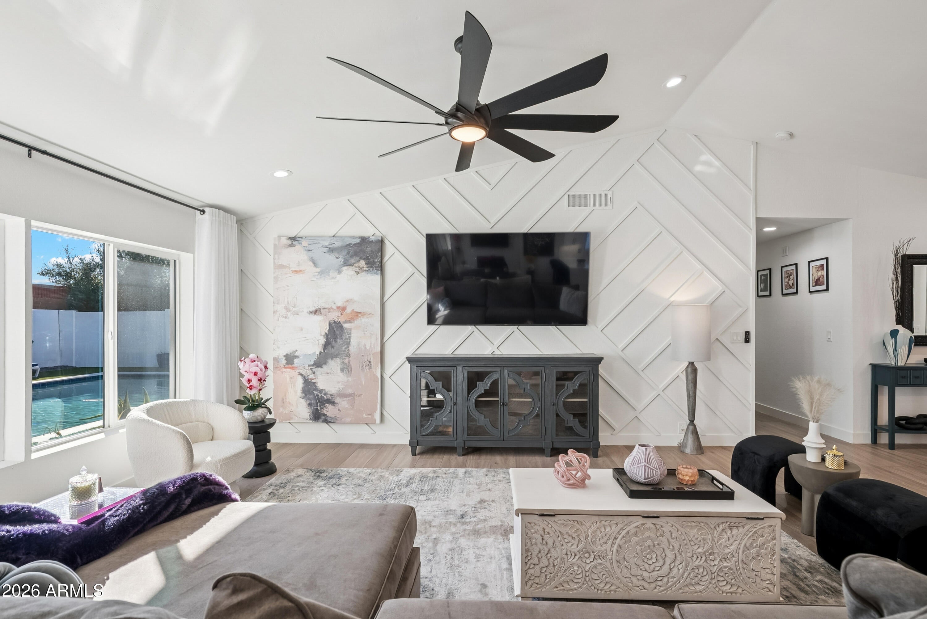 7031 N Via De La Siesta --