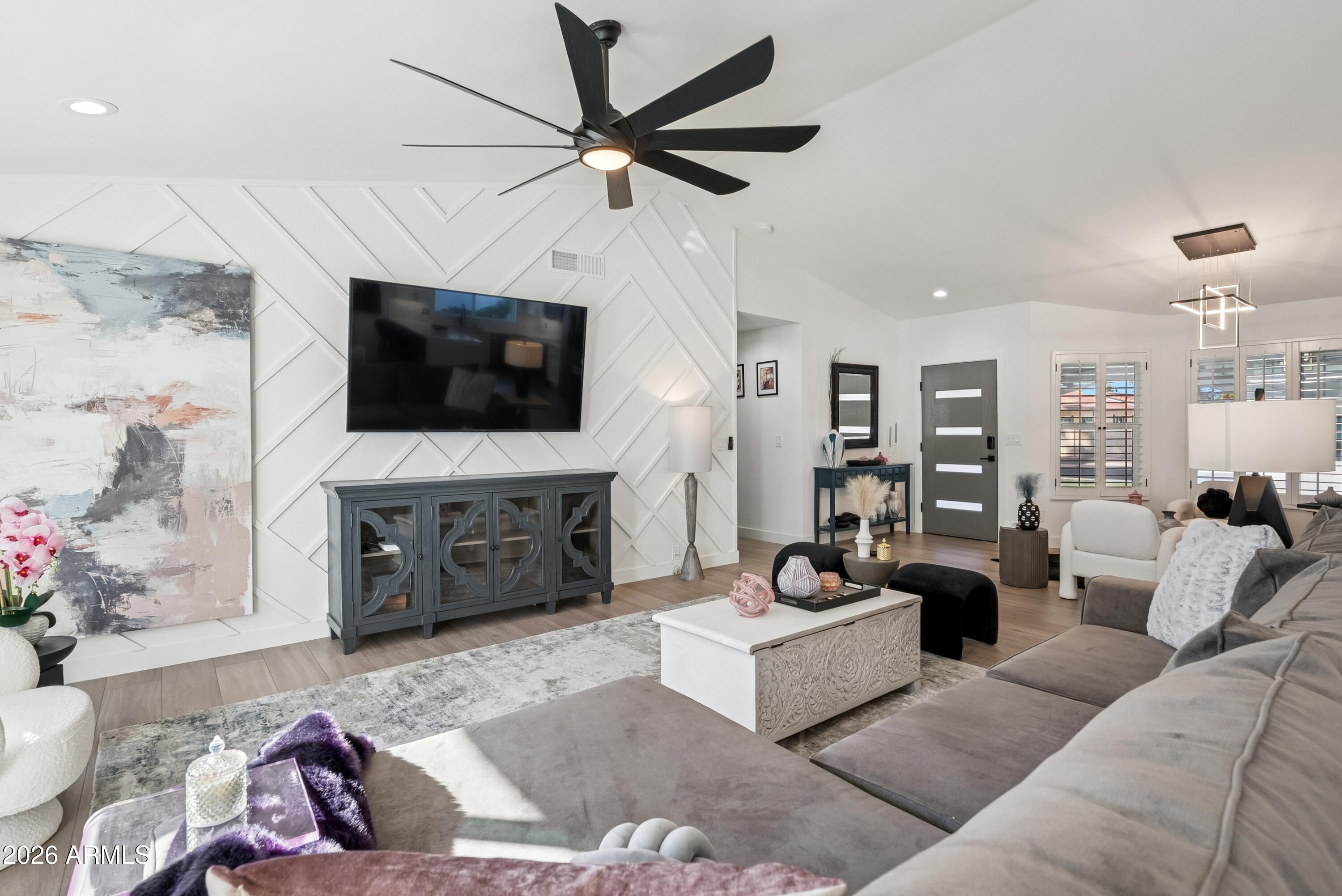 7031 N Via De La Siesta --