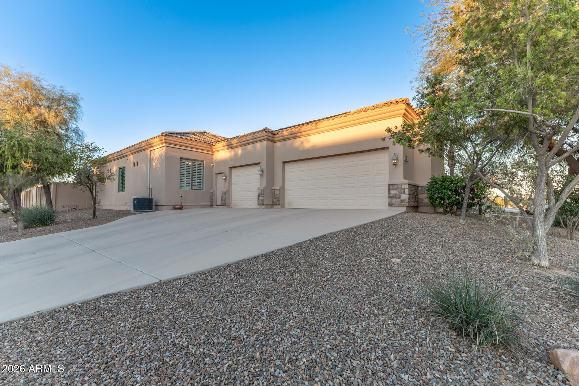 10326 W IRONWOOD Drive