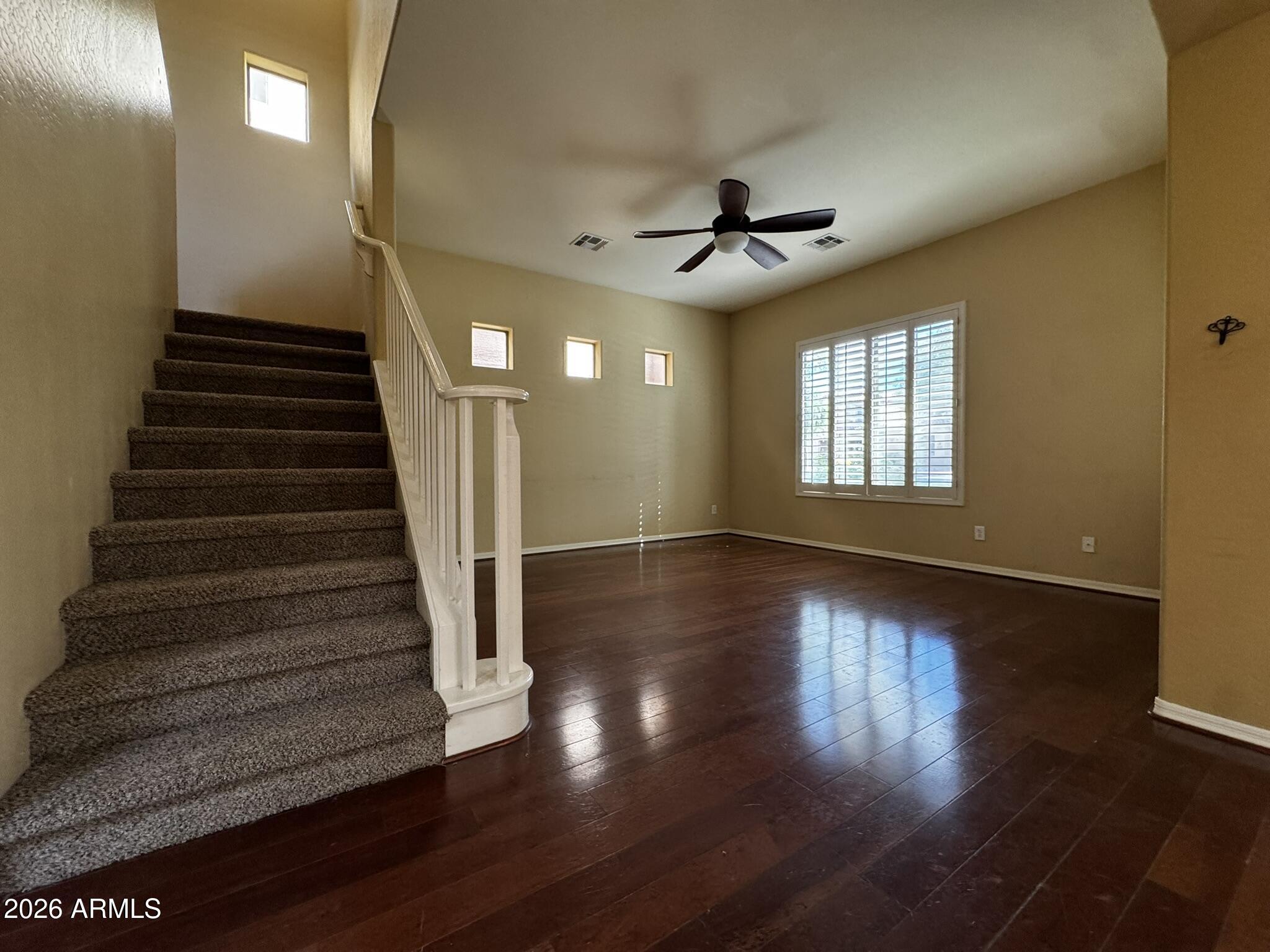 837 W VILLAGE Parkway