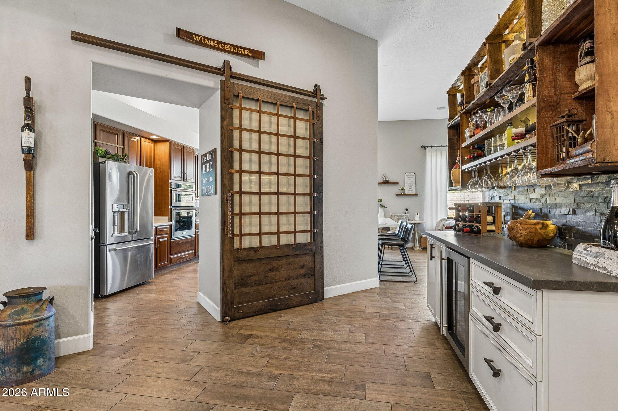 433 W DESERT FLOWER Lane