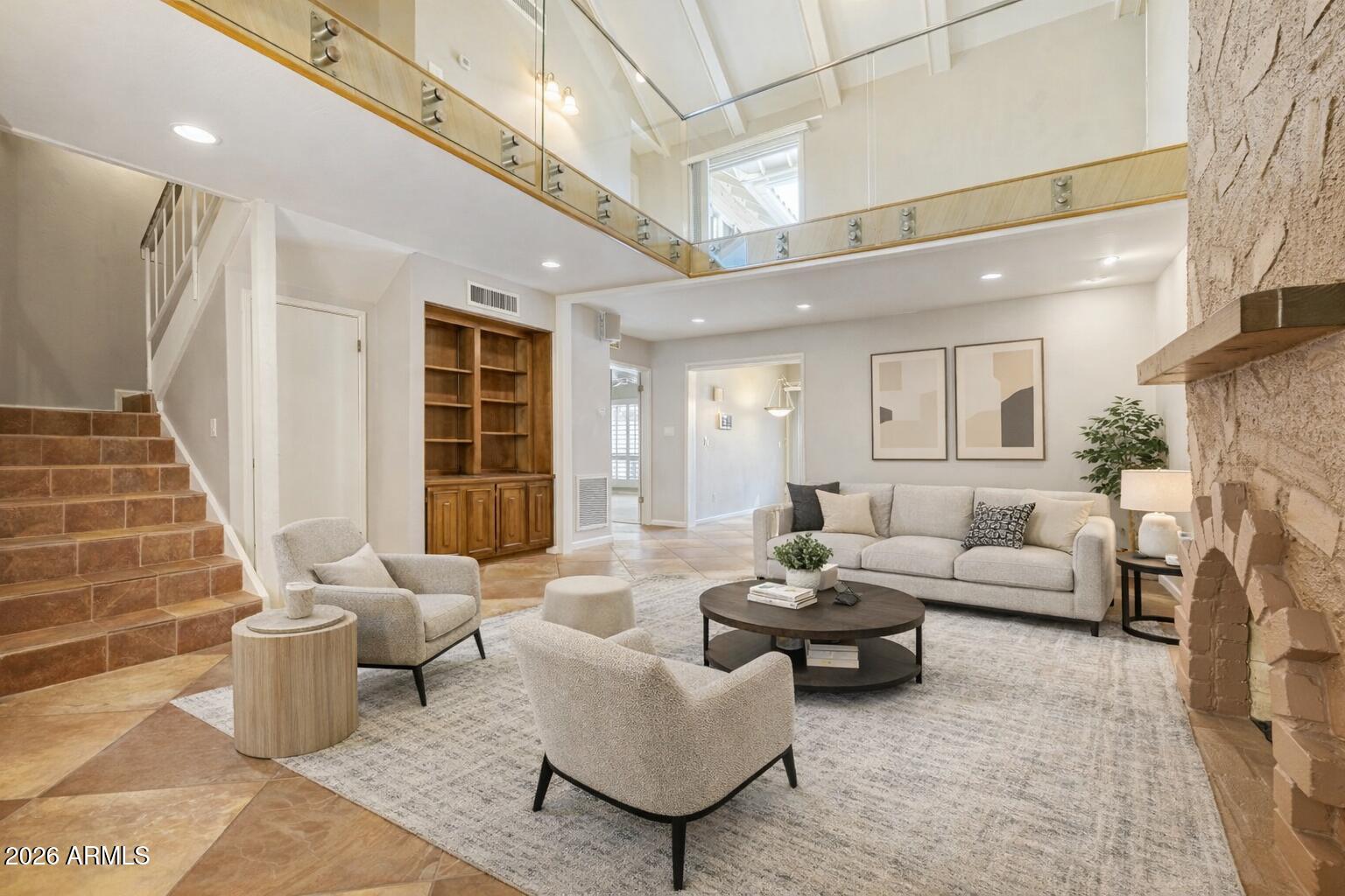 7111 E BUENA TERRA Way