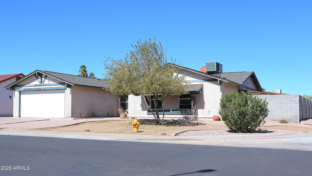 Photo of 1204 W Mcnair Street, Chandler, AZ 85224 (MLS # 6989424)