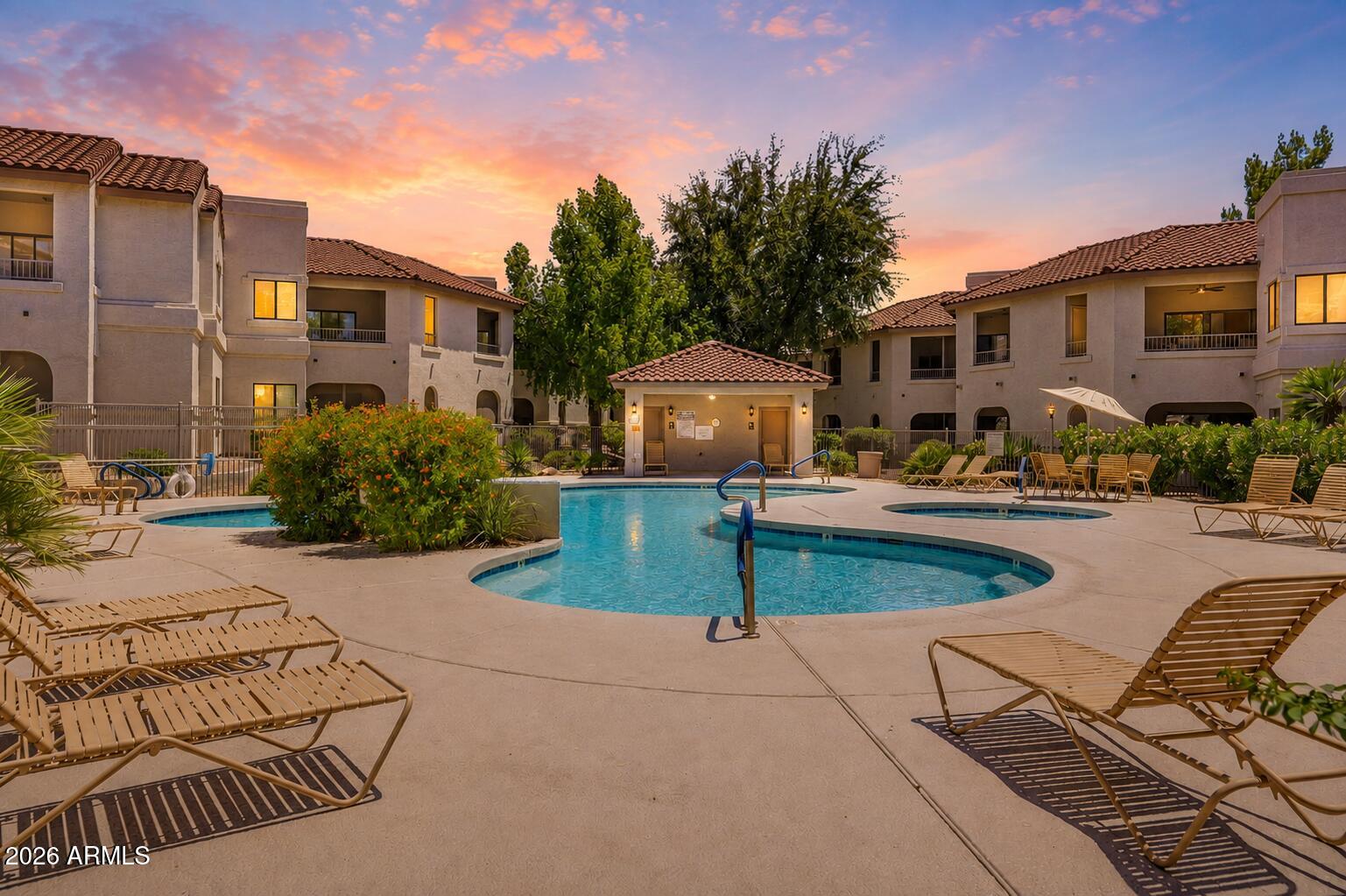9455 E RAINTREE Drive 2039