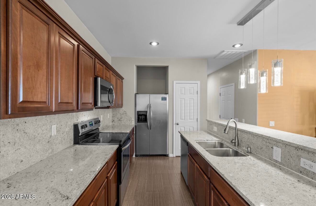 13139 W TUCKEY Lane