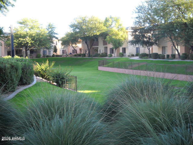 10030 W INDIAN SCHOOL Road 253