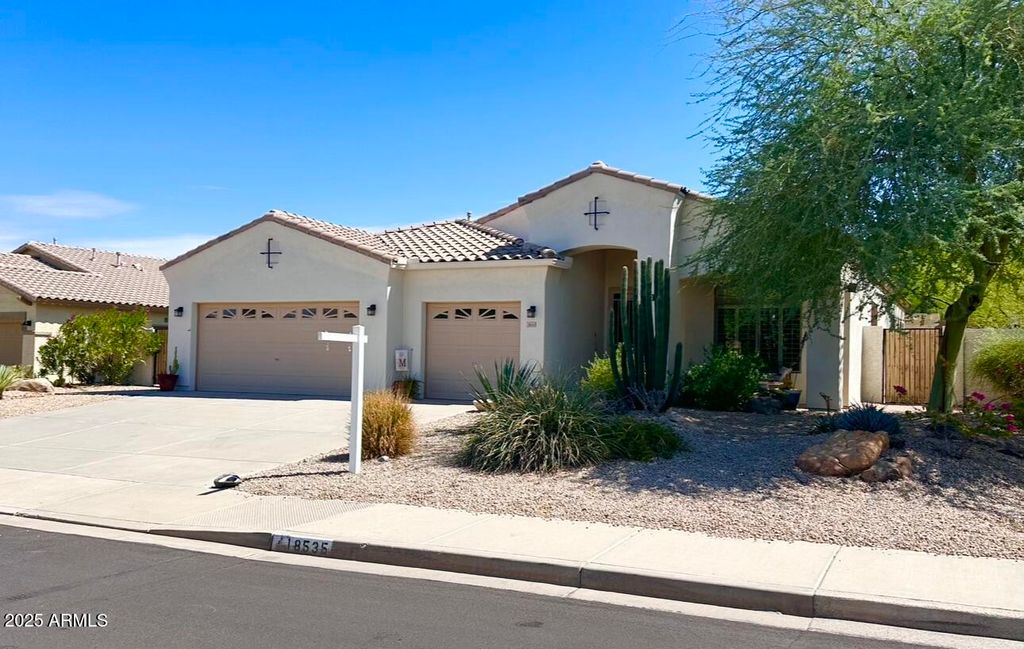 Photo of 18535 W Mcneil Street, Goodyear, AZ 85338 (MLS # 6924571)