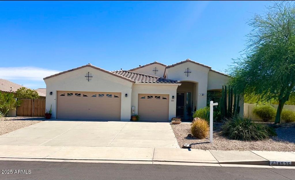 Photo of 18535 W Mcneil Street, Goodyear, AZ 85338 (MLS # 6924571)