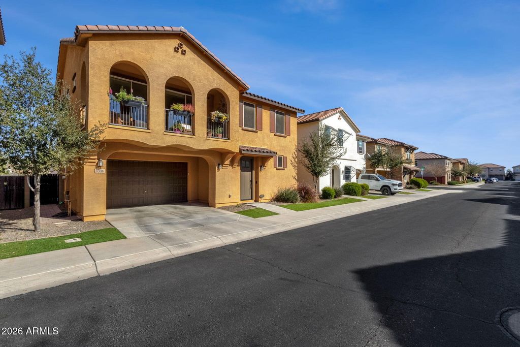 Photo of 4306 E Erie Street, Gilbert, AZ 85295 (MLS # 6976602)