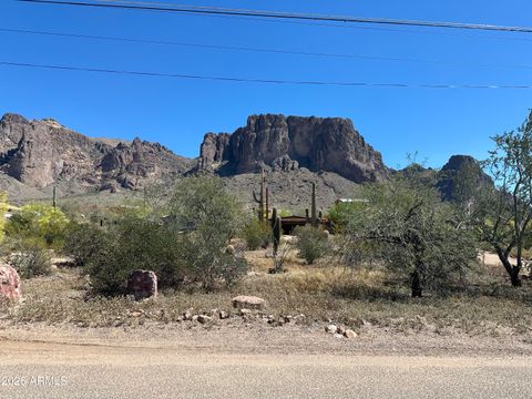 2635 N Prospectors Road Apache Junction AZ 85119
