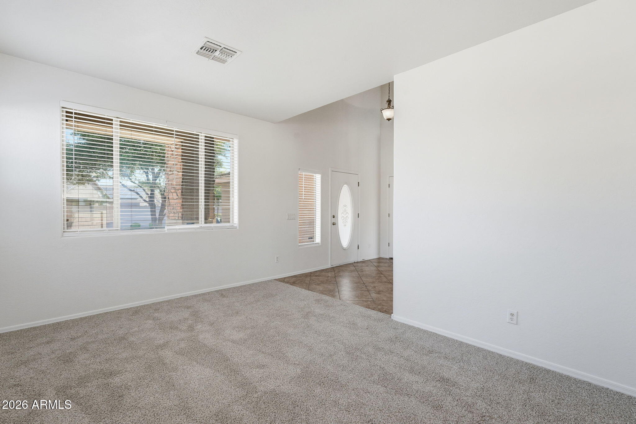 1727 W SAN TAN HILLS Drive