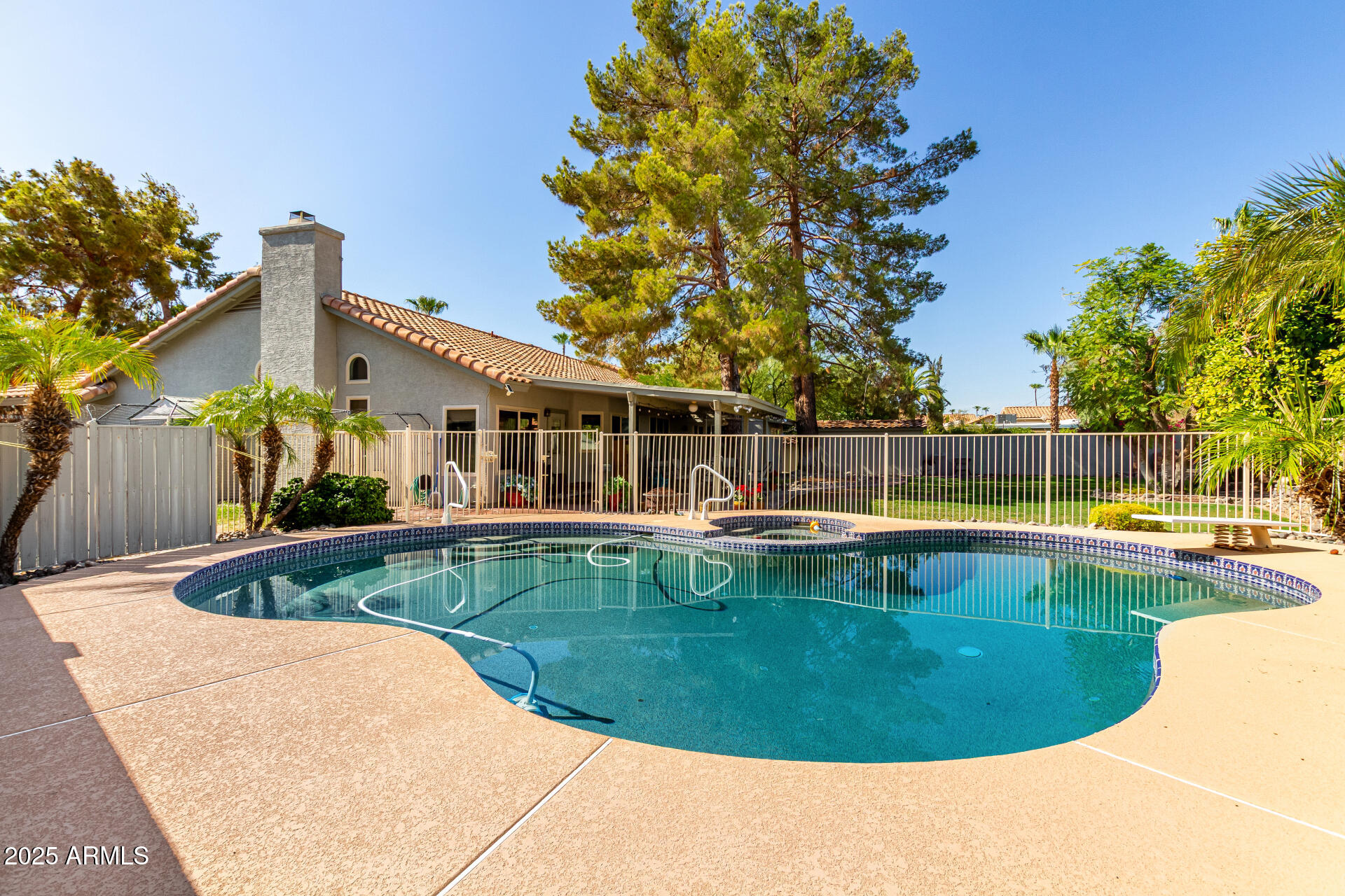 11134 W PRIMROSE Place