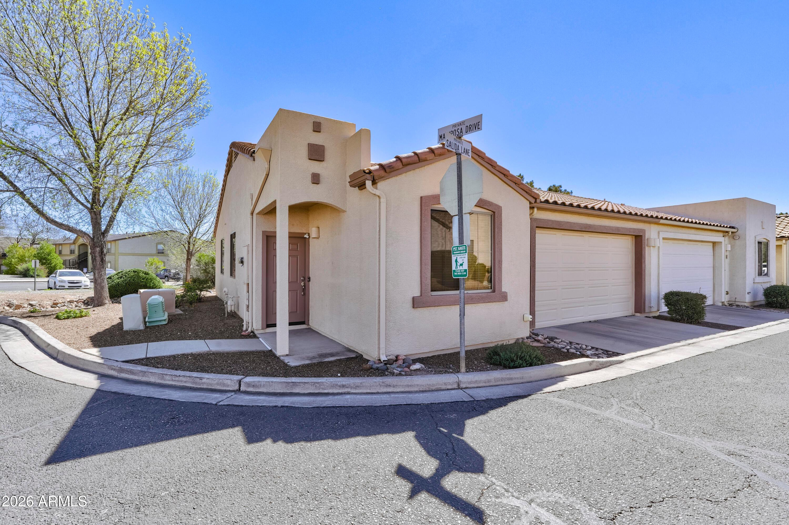 935 Salida Lane